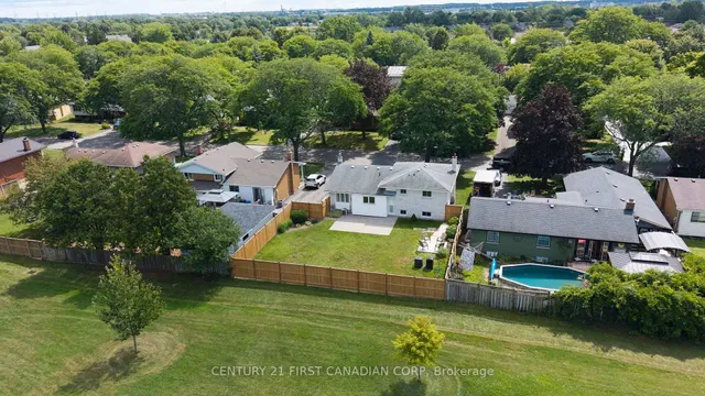 135 Downing Cres, London South 5