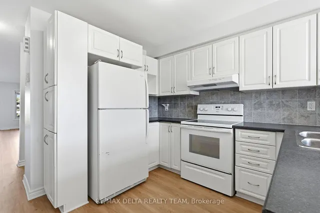 2333 Esprit Dr #121, Ottawa 2