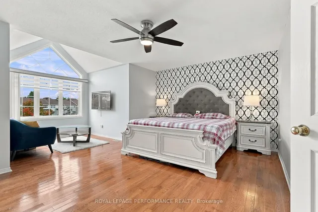 2151 Melanson Cres, Orleans 2