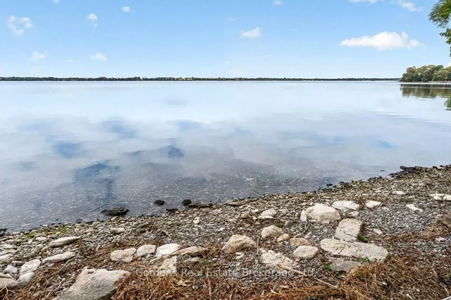 109 Prinyers Cove Cres, Prince Edward County 4