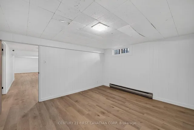 354 Base Line Rd, London South 5
