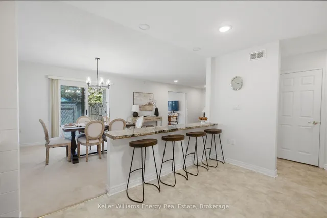 68 Mills Rd, Brighton 4