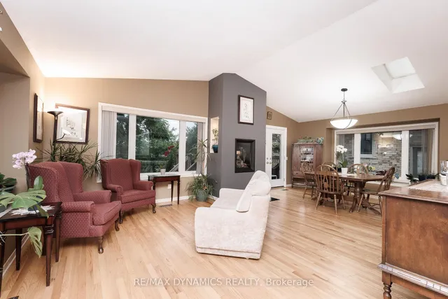 53 Mountain St, St. Catharines 5
