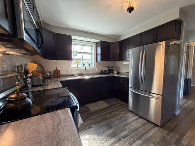 292 Patricia St, North Bay 4