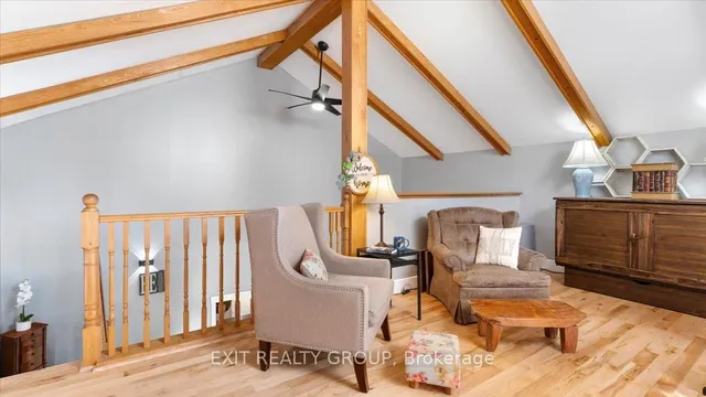 44 Hillcrest Dr, Quinte West 2