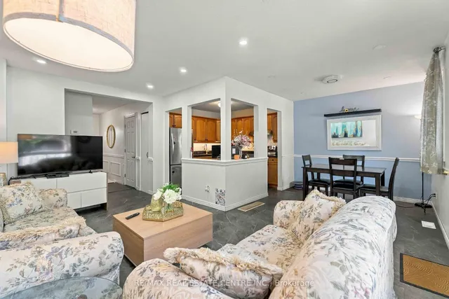 899 Stone Church Rd #4, Hamilton 4