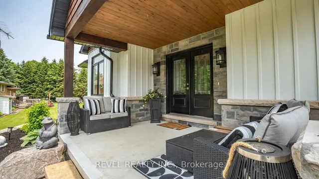 6 Kings Lane, Brant 3