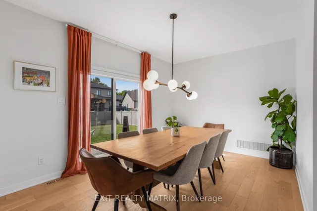 1144 Avignon St, Russell 5