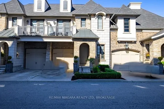 15 Arbourvale Common Rd, St. Catharines 4