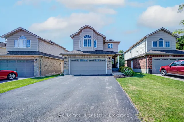 220 Schneller Dr, Wilmot 2