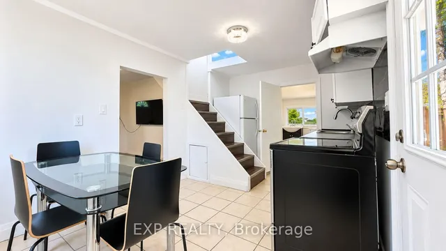 76 Avenue Rd, Cambridge 2