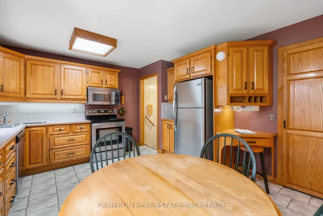 421 Beach Ave, Cornwall 5