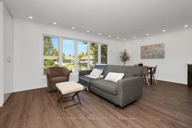 2160 Lambeth Walk, Ottawa 4