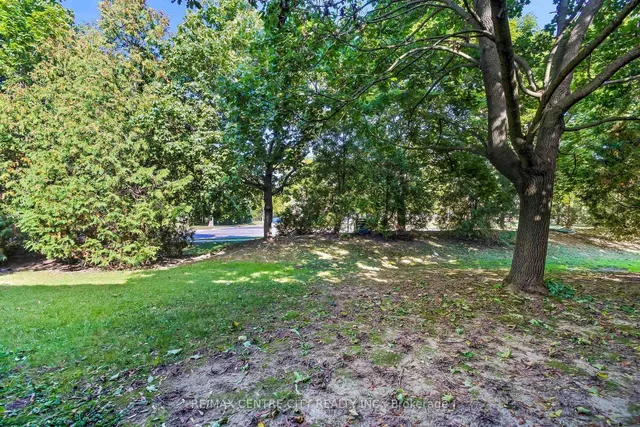 101 Highview Ave #30, London South 4