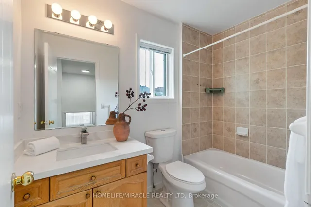 756 Karlsfeld Rd, Waterloo 5