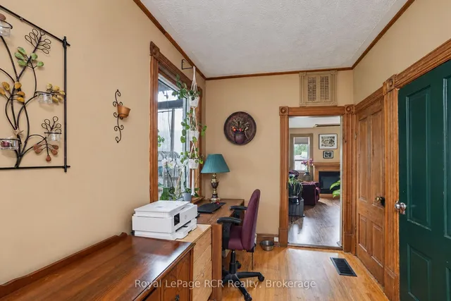 103 Scott St, Georgian Bluffs 2