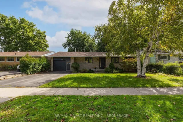 933 Mayfair Cres, Kingston 4