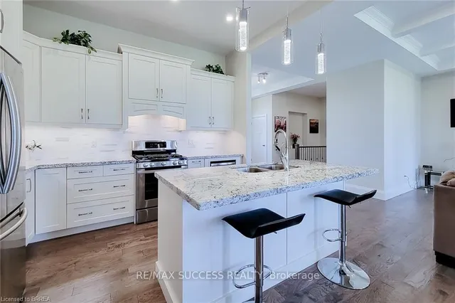 23 Tedley Blvd, Brantford 4