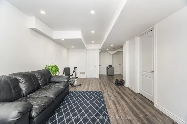 301 Ridley Cres, Southgate 4