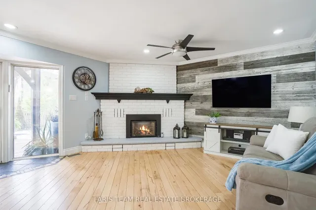 135 Forest Glen Dr, Gravenhurst 5