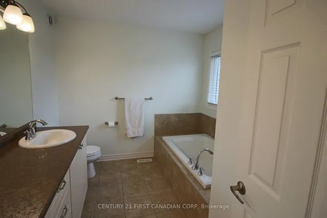 458 Blue Jay Dr #6, London North 4