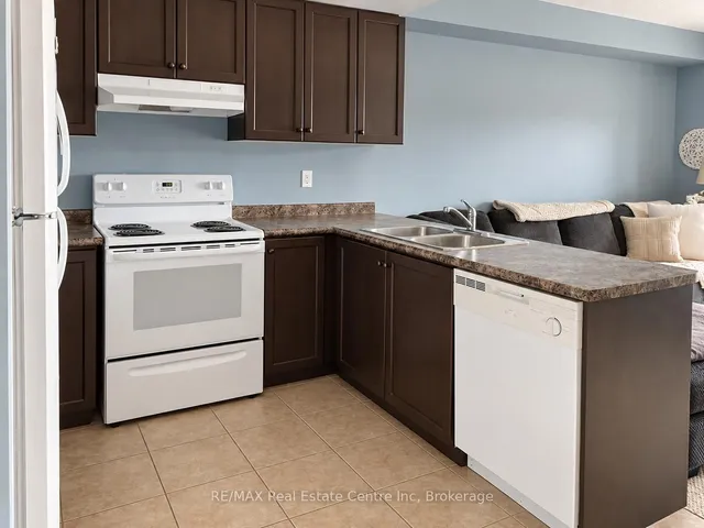 45 GOODWIN Dr #410, Guelph 2