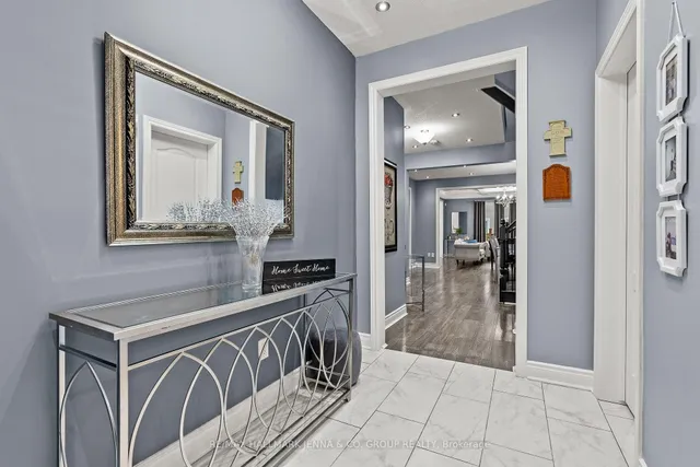 803 Logperch Circ, Ottawa 4