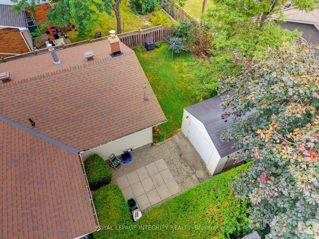 1840 Featherston Dr, Ottawa 5