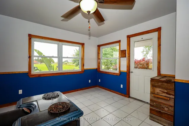 13585 County 9 Rd, North Dundas 4