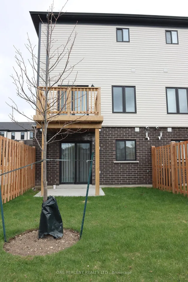 15 Sora Lane, Guelph 3