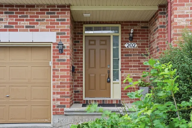 202 Maxwell Bridge Rd, Ottawa 3