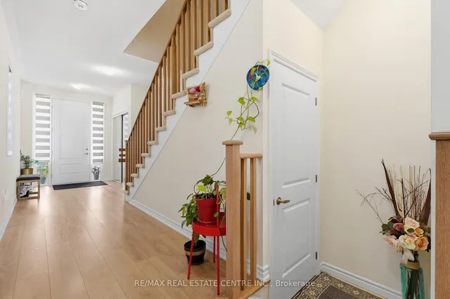 150 Mcgill Ave, Erin 5