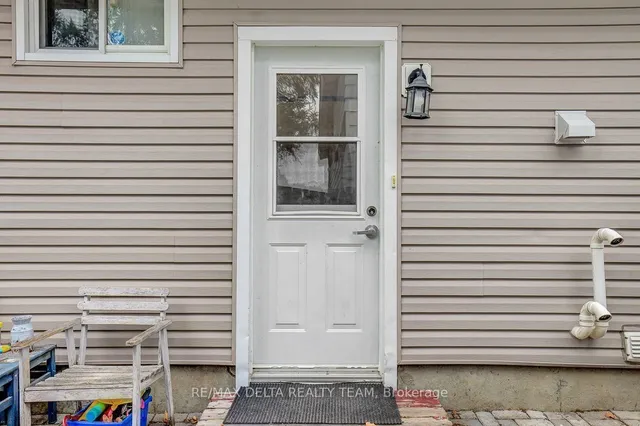 11 Courtney Rd, Kanata