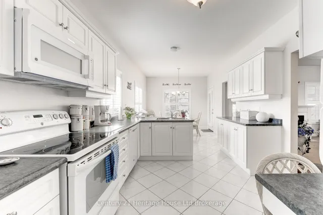 619 Fox Hollow Crt, Woodstock 2