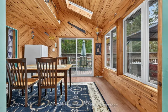 1102 Parallel Falls Lane, Minden Hills 5