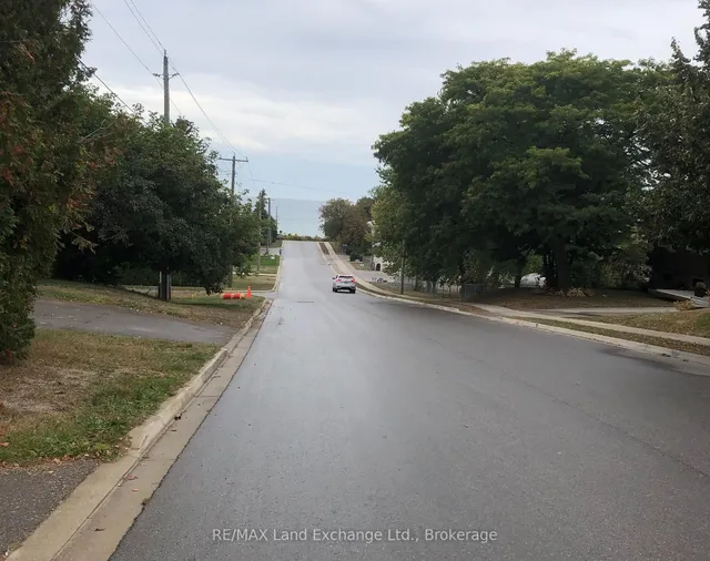 188 Broadway St, Kincardine 2