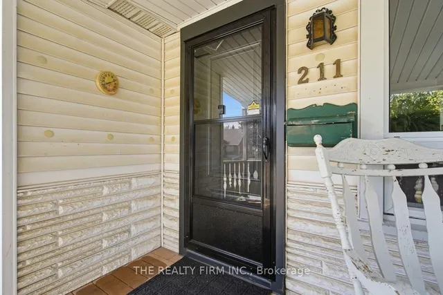 211 Highbury Ave, London East 3