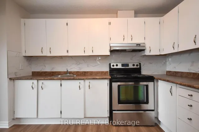 1505 Baseline Rd #807, Ottawa 3