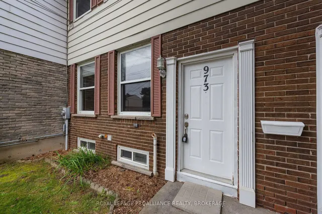 973 Oakview Ave #61, Kingston 5