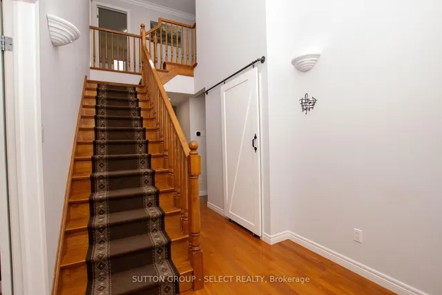 4125 Masterson Circ, London South 5