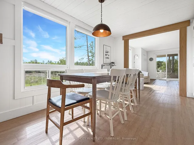 982 STONES LAKE Rd, Calabogie 5