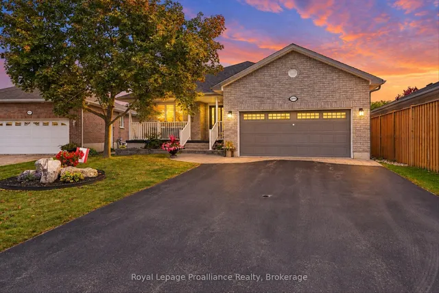 2979 Jennifer Dr, Peterborough 1