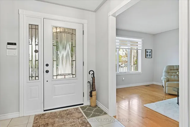 2979 Jennifer Dr, Peterborough 4