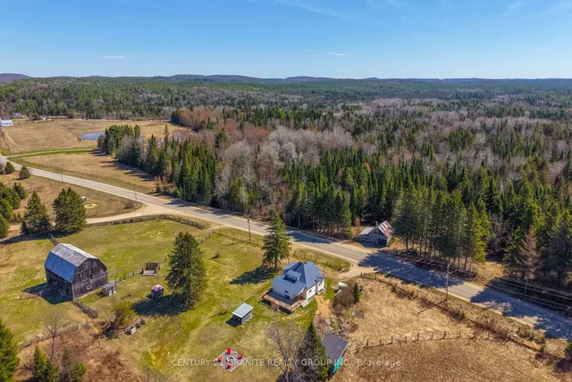 1367 Detlor Rd, Bancroft