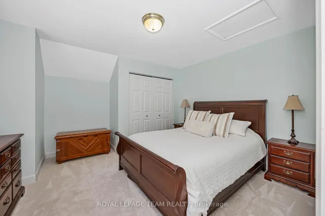 104 Sol Lane, Ottawa 5
