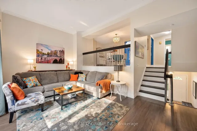 300 Sandringham Cres #34, London South 5