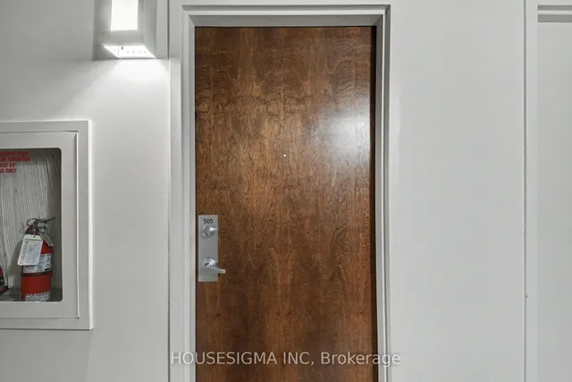383 Cumberland St #505, Ottawa 2