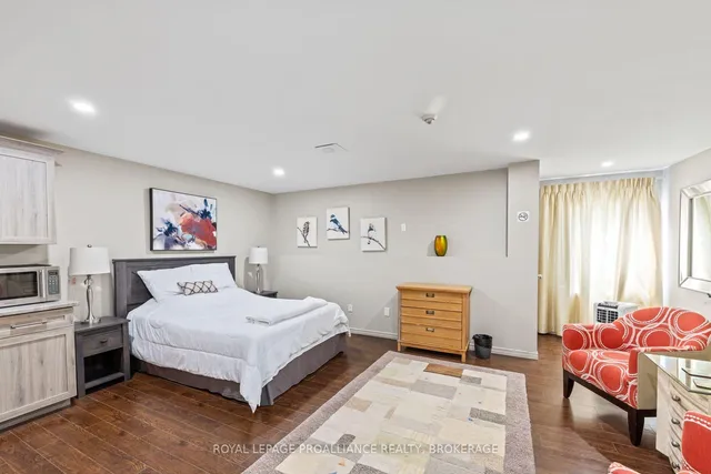 334 Queen Mary Rd #215, Kingston 5