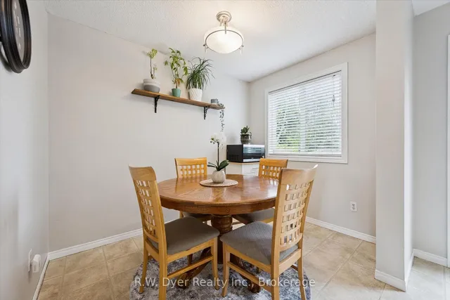 397 Auden Rd, Guelph 2