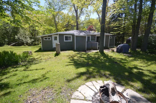 6208 LONDON Rd, Lambton Shores 4